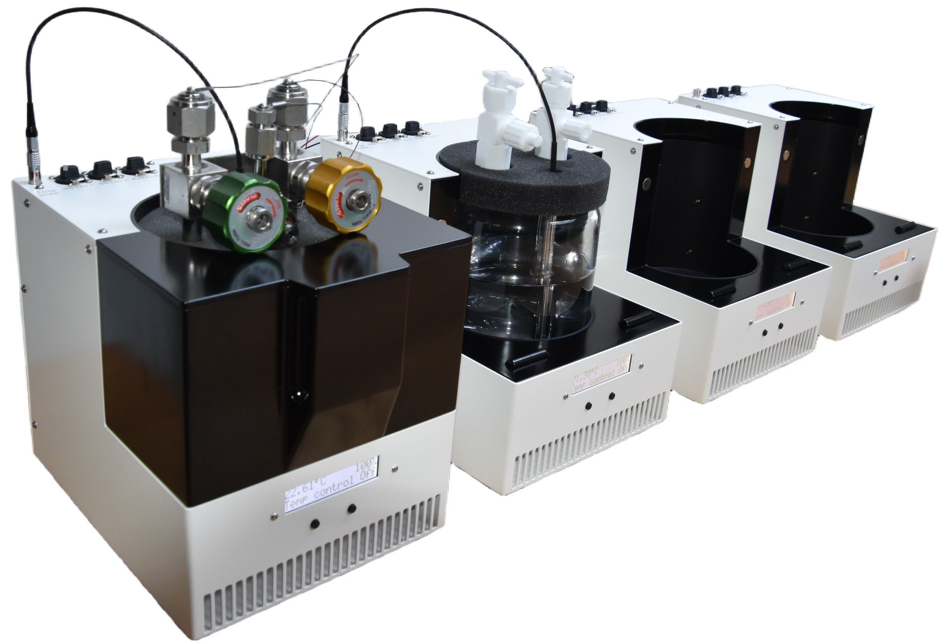 Liquid source temperature controller bubbler